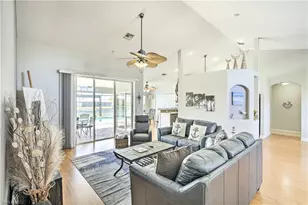 404 NE 9th St, Cape Coral, FL 33909 - Photo 10