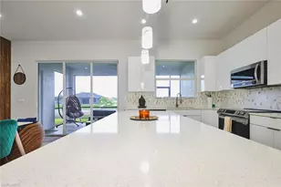 7 NW 14th Ave, Cape Coral, FL 33993 - Photo 12