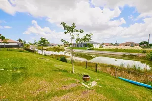 7 NW 14th Ave, Cape Coral, FL 33993 - Photo 32