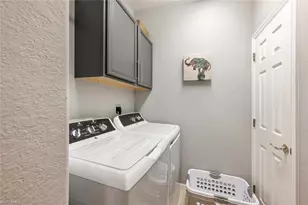 4883 Hampshire Ct, Naples, FL 34112 - Photo 26