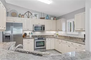 8471 Southbridge Dr, Estero, FL 33967 - Photo 4