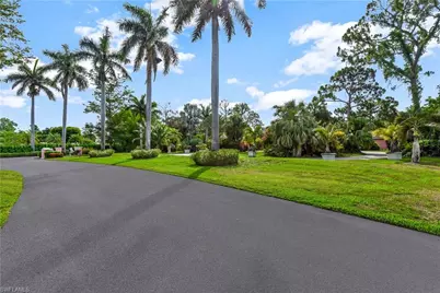 13680 Brynwood Ln, Fort Myers, FL 33912 - Photo 4