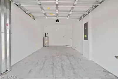 2841 Citrus St, Naples, FL 34120 - Photo 10