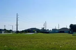 2713 Santa Barbara Blvd N, Cape Coral, FL 33993 - Photo 2