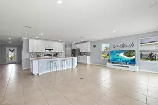 8959 Cascade Price Cir, North Fort Myers, FL 33917 - Photo 8