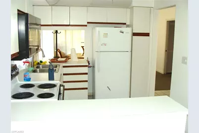 857 Reef Point Cir, Naples, FL 34108 - Photo 8