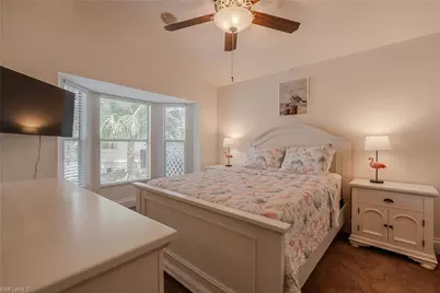 2612 SW 52nd Ter, Cape Coral, FL 33914 - Photo 8