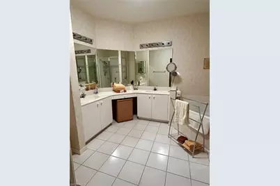 9304 Lake Abby Ln, Bonita Springs, FL 34135 - Photo 8