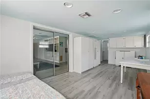 4011 Coconut Cir S, Naples, FL 34104 - Photo 16