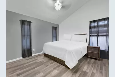 515 SW 9th Ct, Cape Coral, FL 33991 - Photo 8