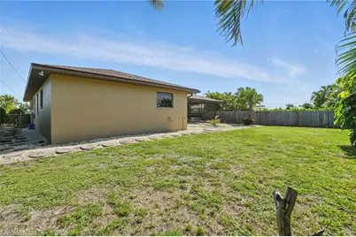 268 SE 46th Ter, Cape Coral, FL 33904 - Photo 34