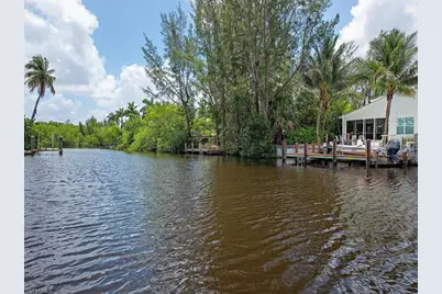1486 13th Ave N, Naples, FL 34102 - Photo 16