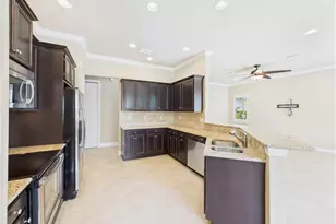 11217 Suffield St, Fort Myers, FL 33913 - Photo 6