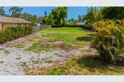 4429 Tarpon Ave, Bonita Springs, FL 34134 - Photo 4
