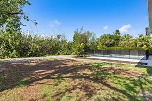 1448 Albatross Rd, Sanibel, FL 33957 - Photo 28