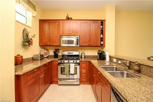 9224 Campanile Cir, Naples, FL 34114 - Photo 28