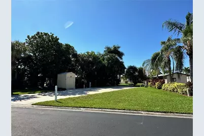 1313 Nickel Lake Pt, Naples, FL 34114 - Photo 2