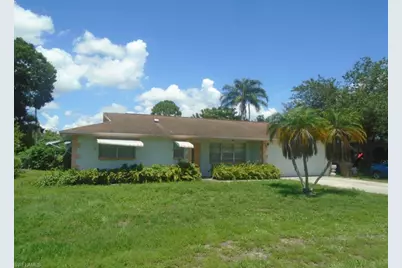 2119 Hibiscus Rd, Fort Myers, FL 33905 - Photo 2