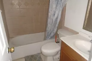 2119 Hibiscus Rd, Fort Myers, FL 33905 - Photo 10