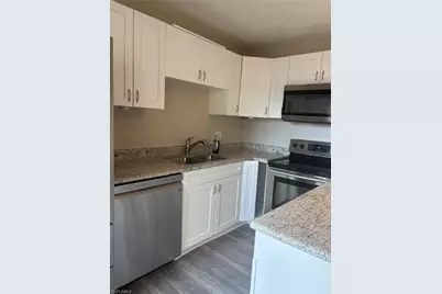 5245 Cedarbend Dr #4, Fort Myers, FL 33919 - Photo 18