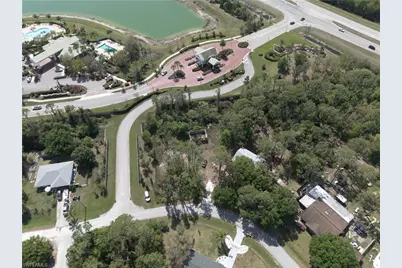 2086 Brooklawn Dr, North Fort Myers, FL 33917 - Photo 8