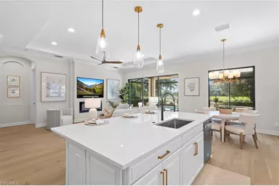 8834 Vaccaro Ct, Naples, FL 34119 - Photo 12