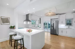 513 Lighthouse Way, Sanibel, FL 33957 - Photo 10