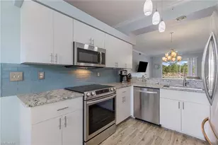 7625 Arbor Lakes Ct, Naples, FL 34112 - Photo 4