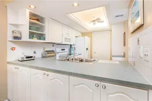 4549 SE 5th Pl, Cape Coral, FL 33904 - Photo 6