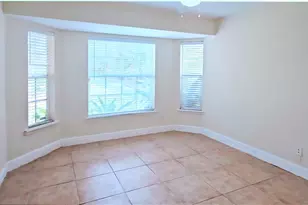 2640 4th Ave NE, Naples, FL 34120 - Photo 8