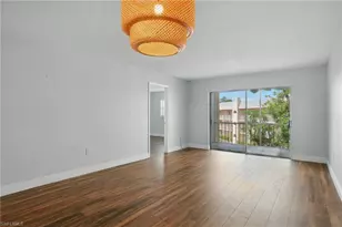 170 Turtle Lake Ct, Naples, FL 34105 - Photo 2