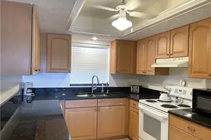 834 SE 46th St, Cape Coral, FL 33904 - Photo 8