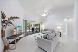 816 Turkey Oak Ln, Naples, FL 34108 - Photo 6