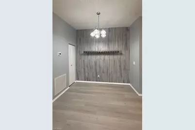 6492 Royal Woods Dr #5, Fort Myers, FL 33908 - Photo 4