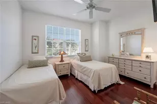 4844 Hampshire Ct, Naples, FL 34112 - Photo 14