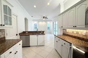 5071 Coral Wood Dr, Naples, FL 34119 - Photo 14