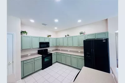 2849 SW 25th Pl, Cape Coral, FL 33914 - Photo 20