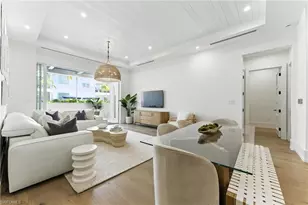 201 8th St S, Naples, FL 34102 - Photo 6