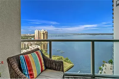 3000 Oasis Grand Blvd #2205, Fort Myers, FL 33916 - Photo 2