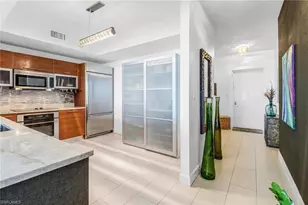 3000 Oasis Grand Blvd, Fort Myers, FL 33916 - Photo 6
