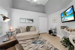 1724 Royal Cir, Naples, FL 34112 - Photo 10