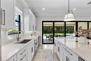 240 Allamanda Wy, Naples, FL 34114 - Photo 4