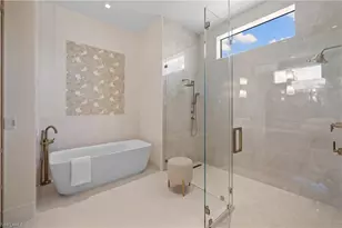 850 10th St N, Naples, FL 34102 - Photo 22