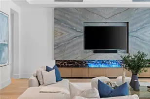 850 10th St N, Naples, FL 34102 - Photo 6