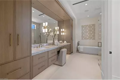 850 10th St N, Naples, FL 34102 - Photo 20