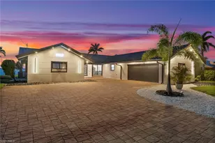 3403 SE 22nd Pl, Cape Coral, FL 33904 - Photo 4