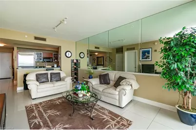 3000 Oasis Grand Blvd #1406, Fort Myers, FL 33916 - Photo 10