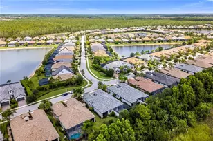 7690 Jacaranda Ln, Naples, FL 34114 - Photo 48