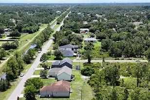 802 Lincoln Ave, Lehigh Acres, FL 33972 - Photo 8