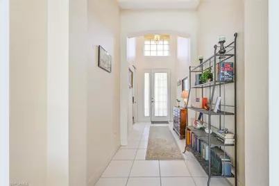 2259 Island Cove Cir, Naples, FL 34109 - Photo 2